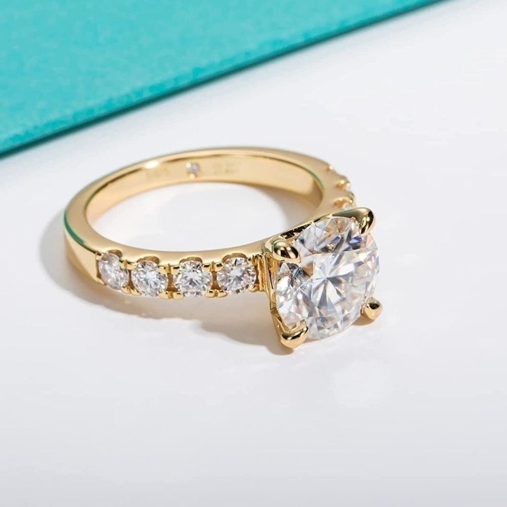 Classic Gold Solitaire Ring with Pavé Side Stones - Gold